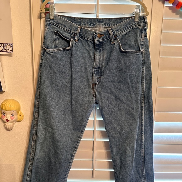 VINTAGE LEGENDARY GOLD WRANGLER JEANS!! 34 X 29 - Picture 1 of 6